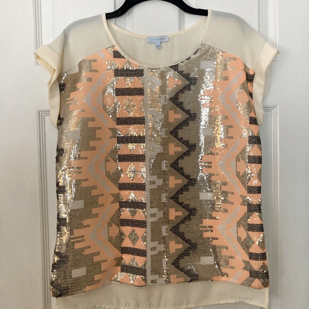 Sequin patterned top